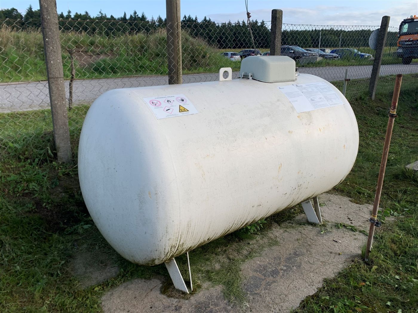 Gas tank 2.700 liters