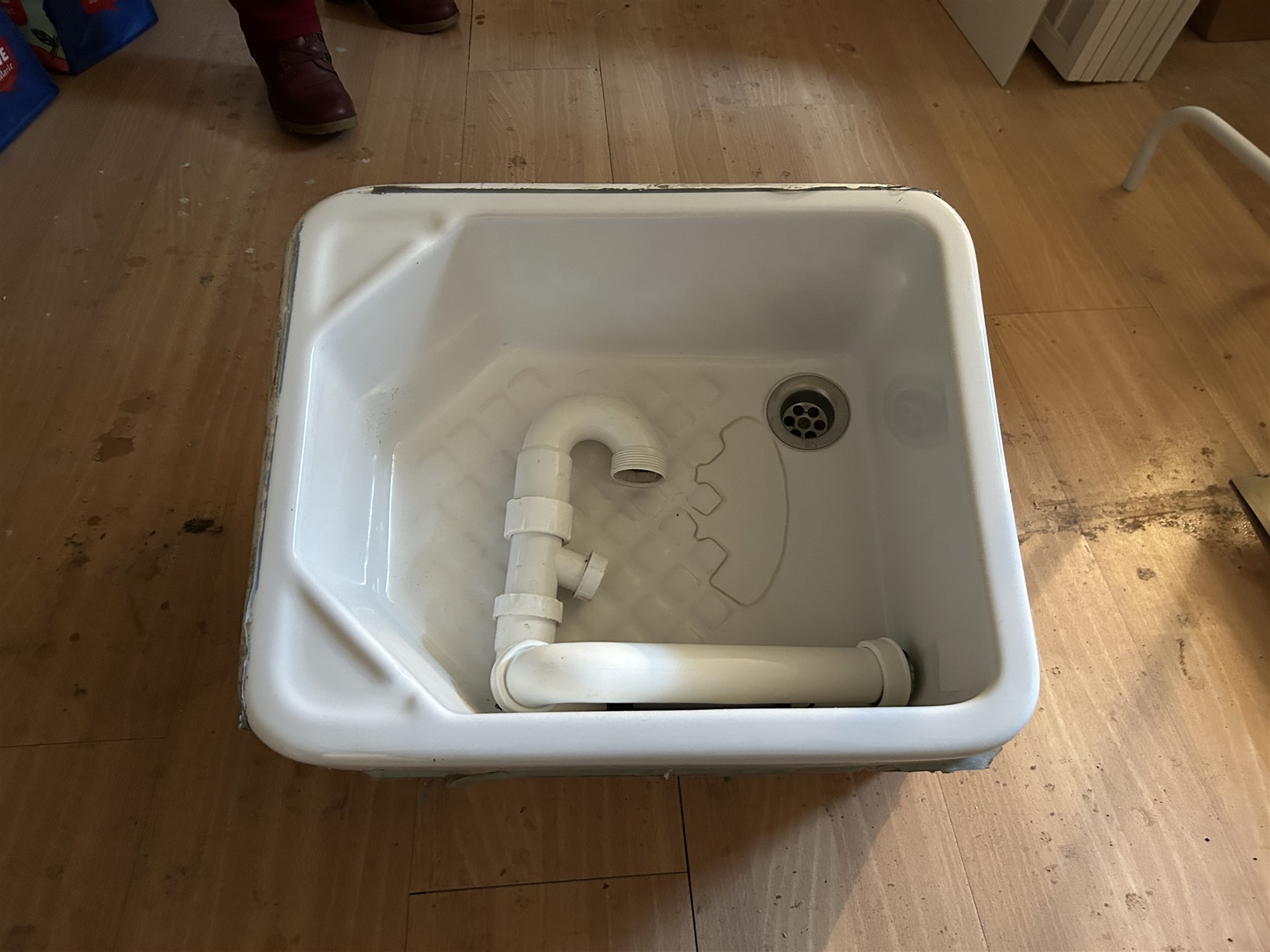 1 Keramik-Fußwaschbecken
