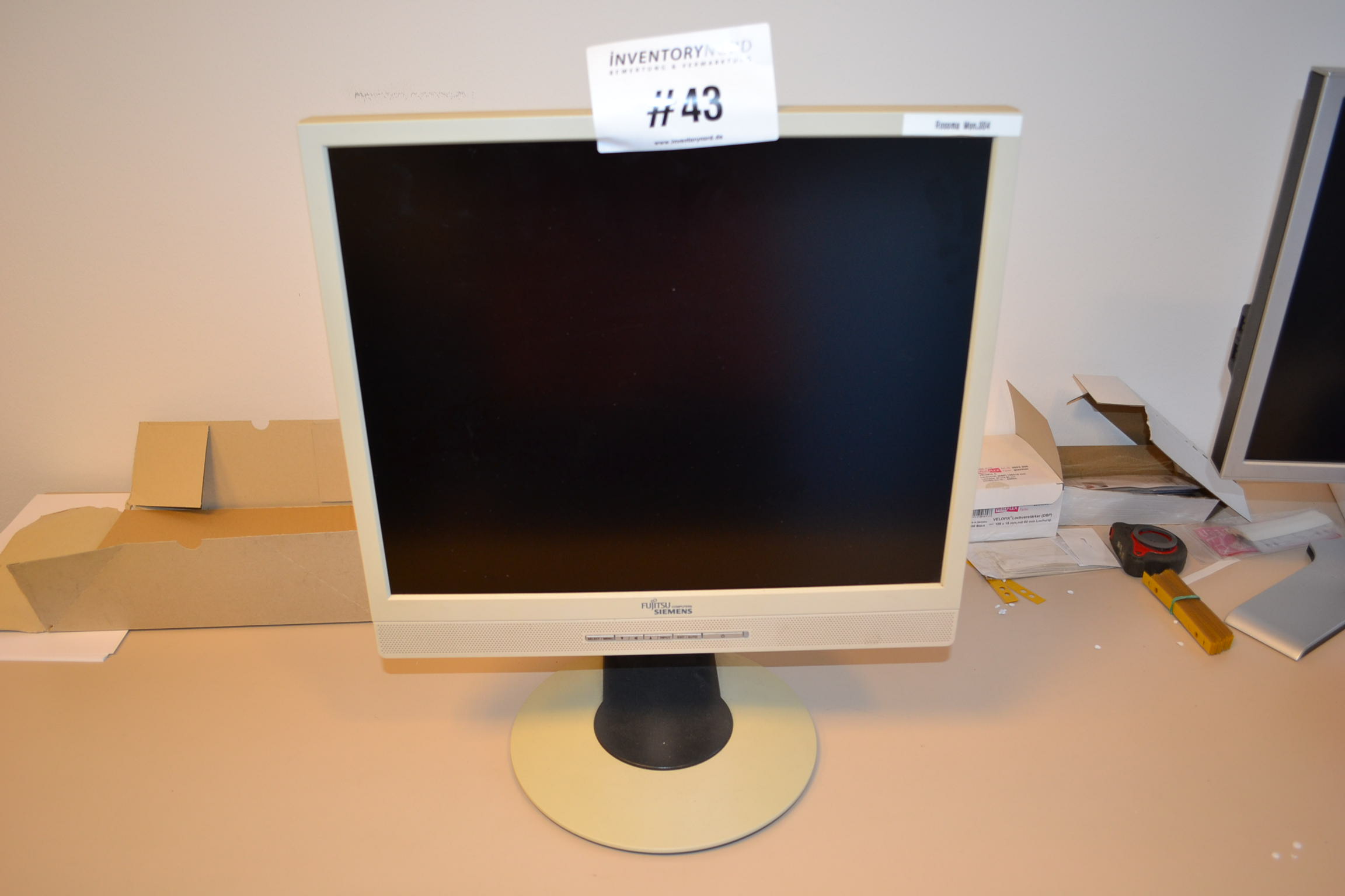 1 19" LCD-Monitor Fujitsu Siemens