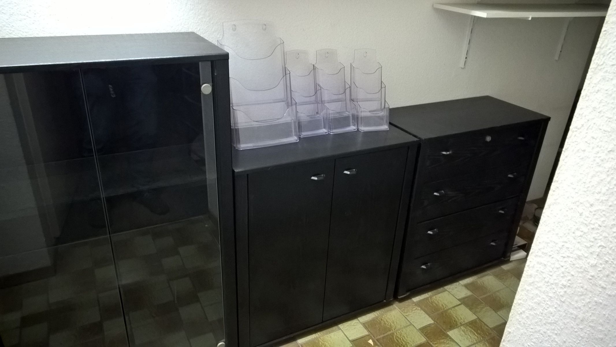 Filing cabinets/shelf