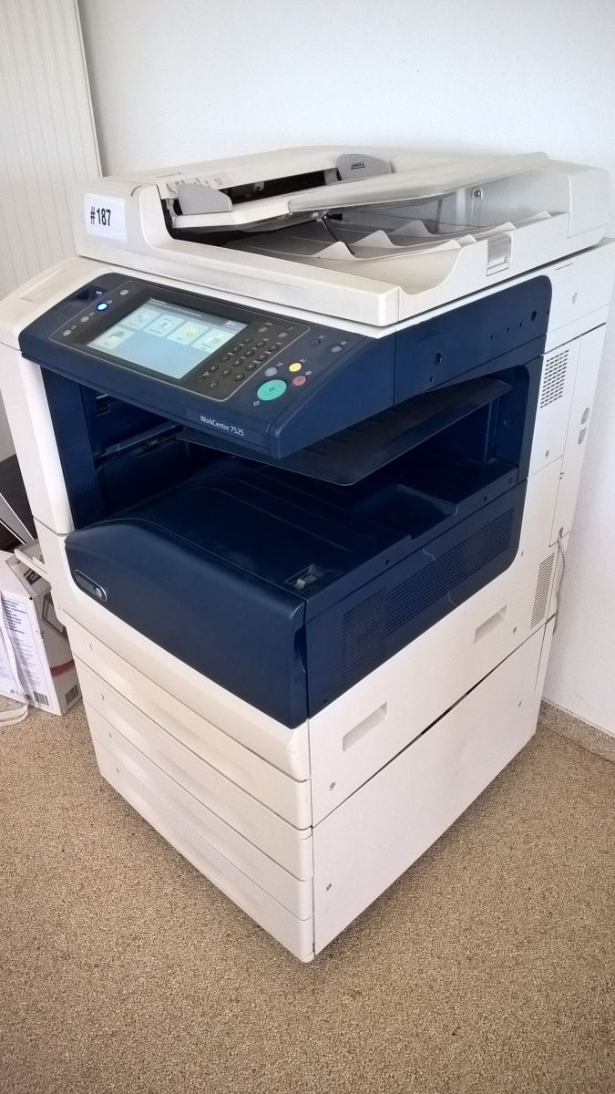 Xerox Workcenter 7525 static photocopier